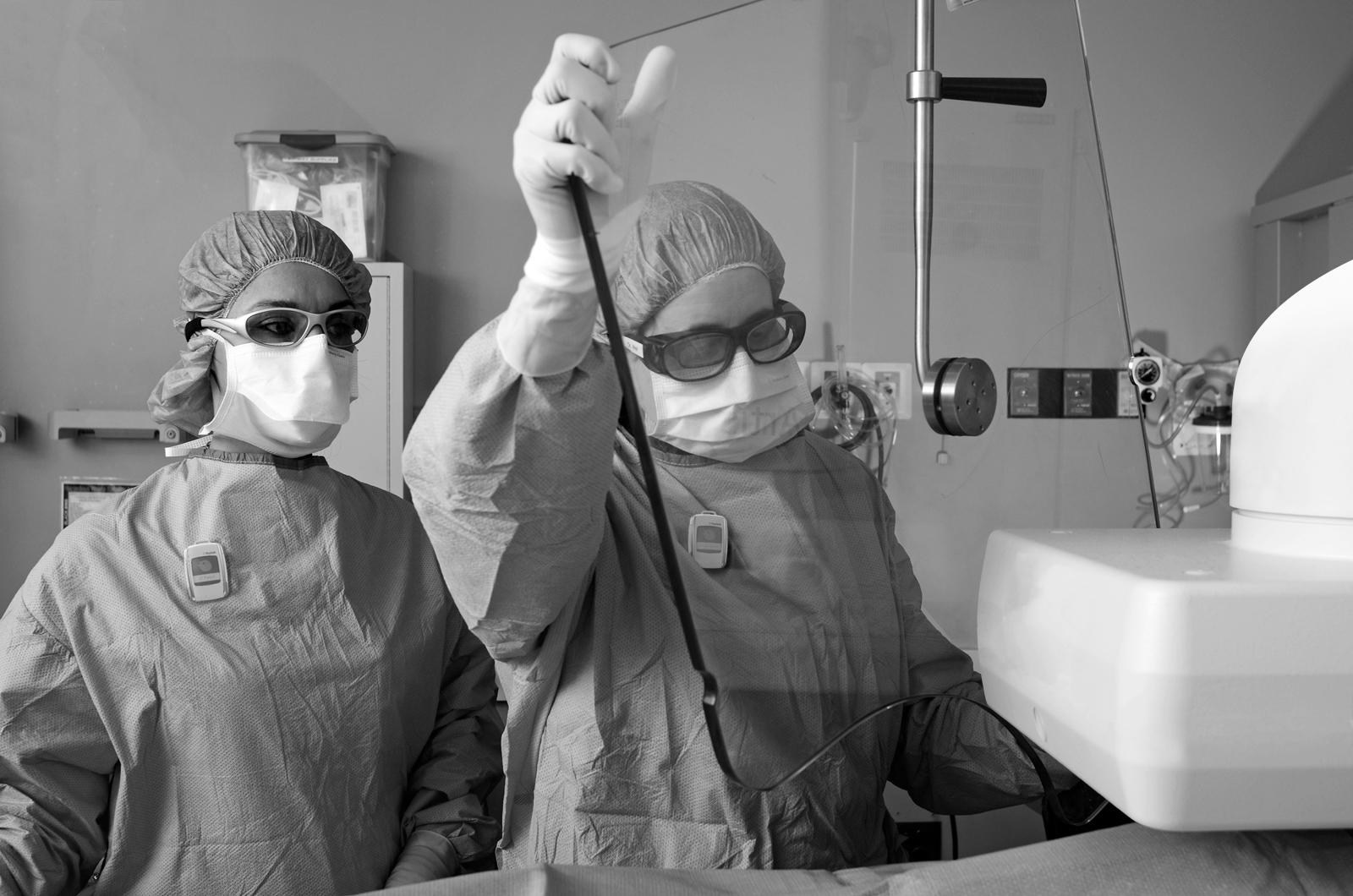 radiologist and tech improving radiation safety with landauer real time dosimetry powered by raysafe i3